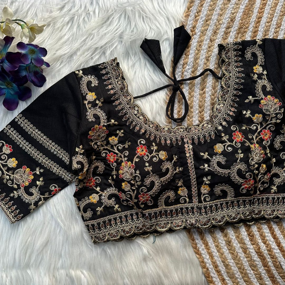 Raina Embroidery Blouse